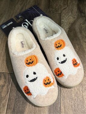 Kooba Beige Plush Halloween Ghost Slippers